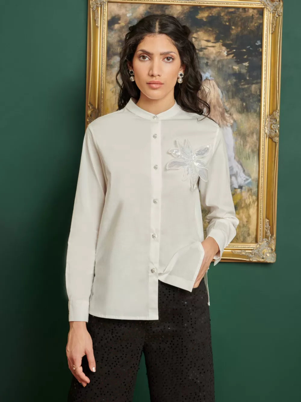 New DREAM Cezanne Applique Shirt Women Tops | Dream