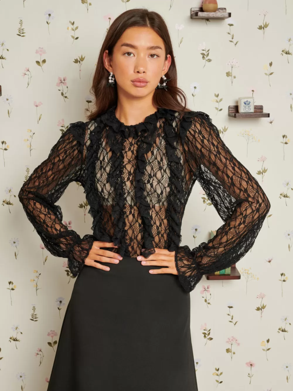 Outlet Trifle Lace Top Women Tops